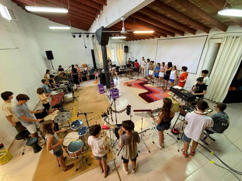 Presentació Col·laboració Escola Major 82